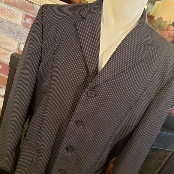 TWIST PLATINUM BLACK PINSTRIPE MENS JACKET L - Picture 4 of 8